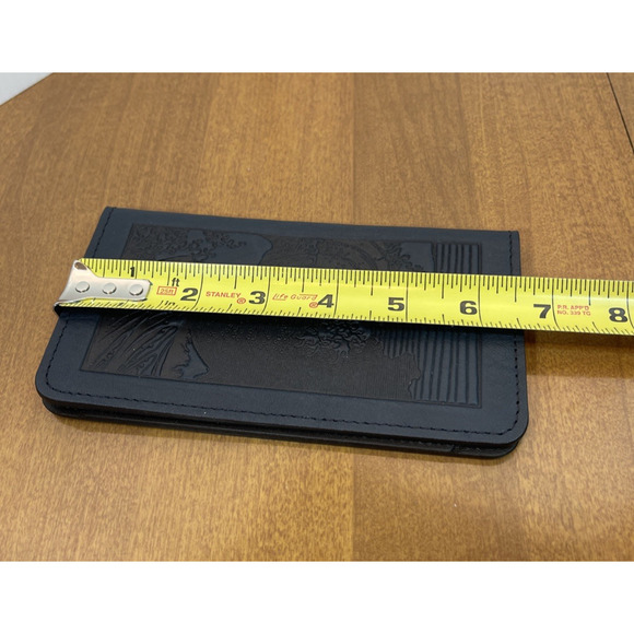 Oberon Checkbook Cover Embossed Blue Leather With Divider Flap New - Picture 7 of 8